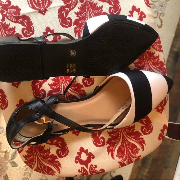 CL by Laundry shoes size 6.5 - Picture 2 of 3